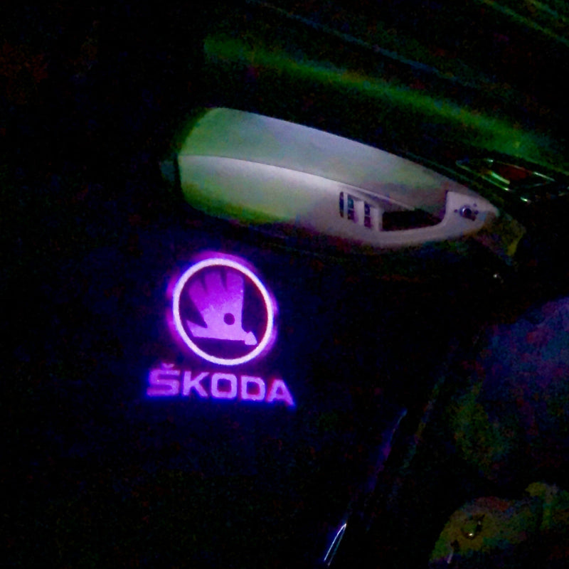 SKODA ORIGINAL LOGO PROJECTOR LIGHT Nr. 04 (quantity  1 =  2 Logo Film /  2 door lights)