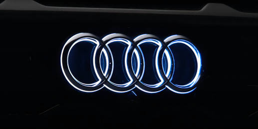 AUDI Front Grill Logo LED with dznamic indicator 02